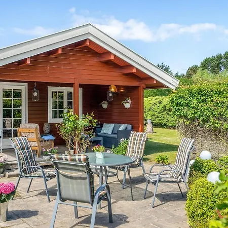 Three-bedroom In Nykobing Sj Nyaraló