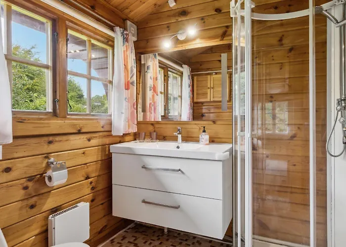 Ferienhaus Three-bedroom In Nykobing Sj